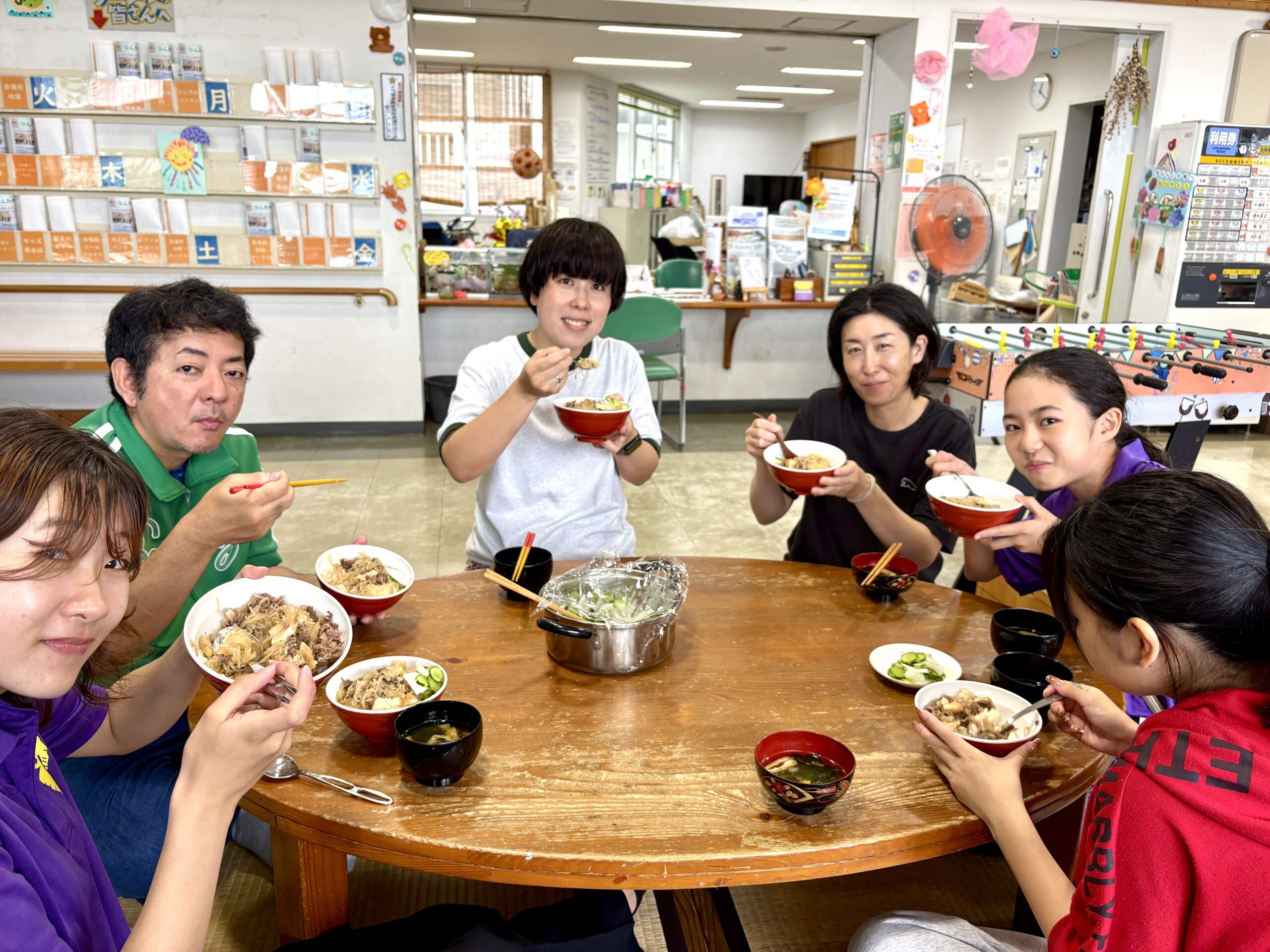 みんなでごはん